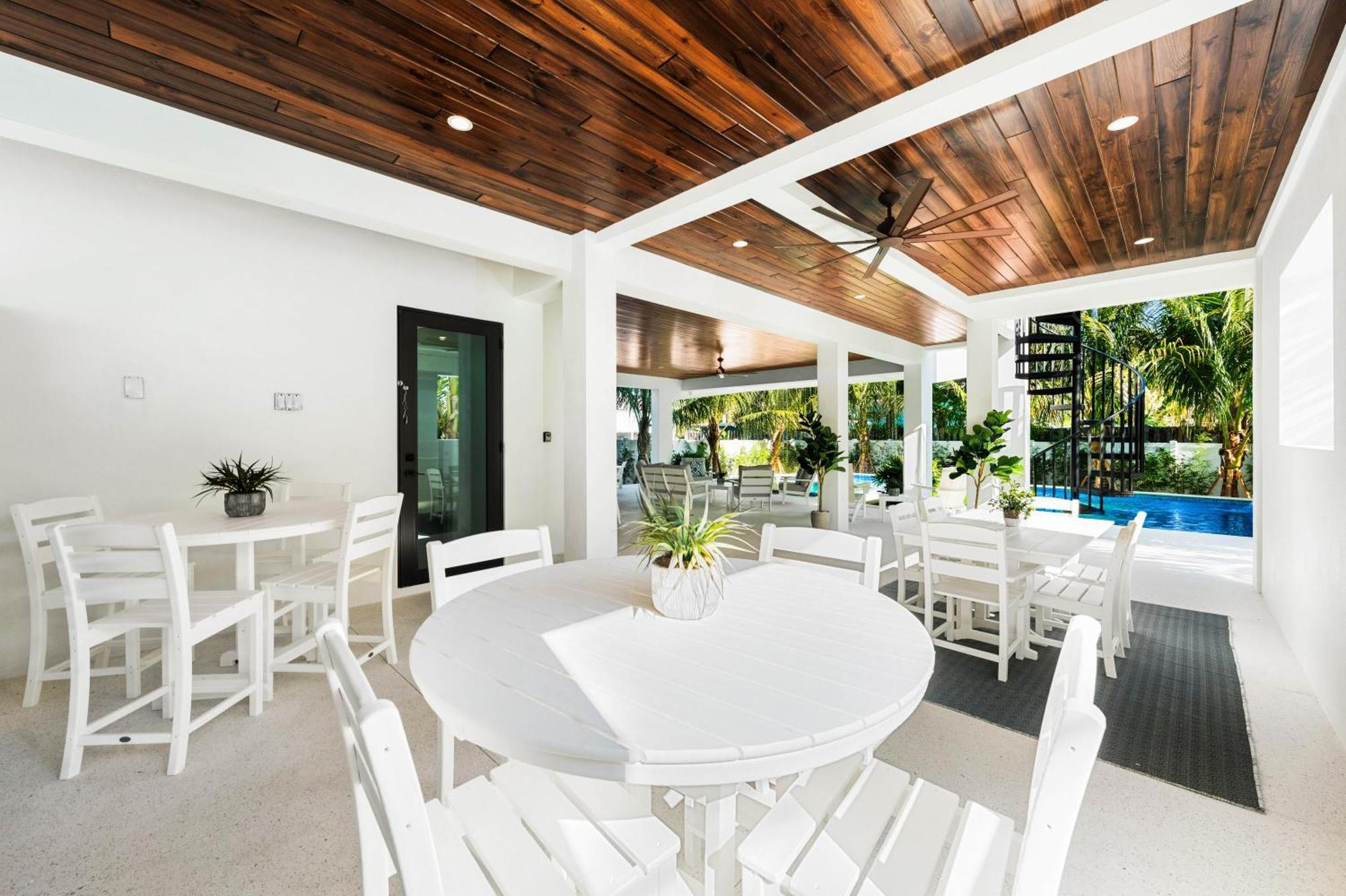 Las Palmas Siesta Key Exterior photo