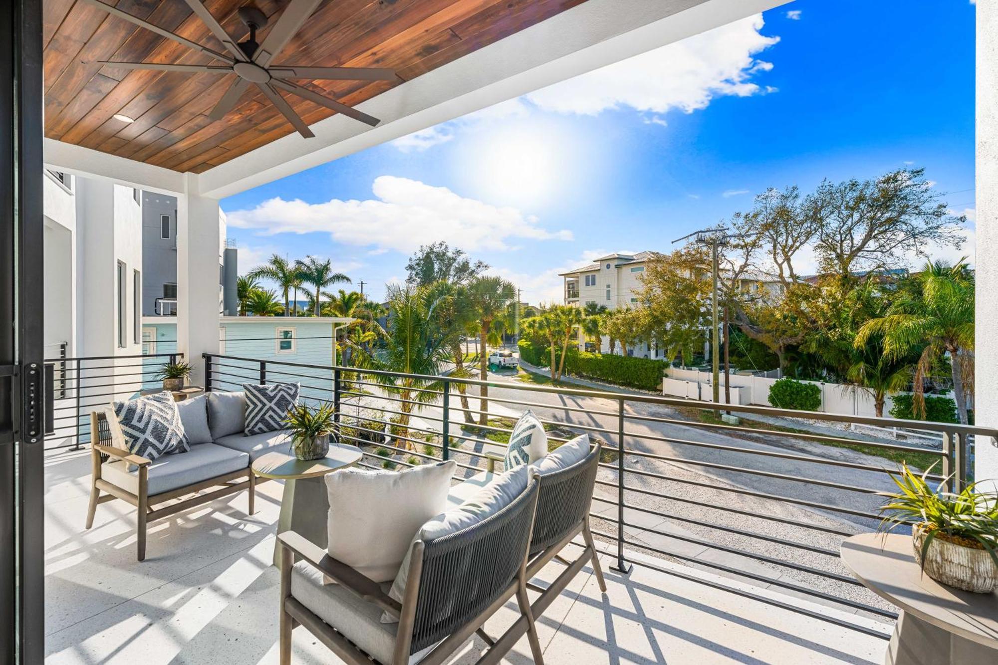 Las Palmas Siesta Key Exterior photo